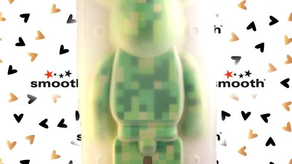 Medicom Toy Creeper Minecraft – Bandai Bearbrick 400%