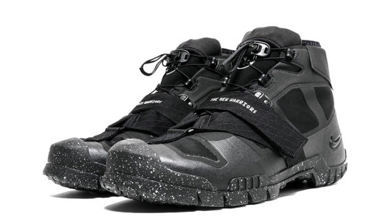 Nike x undercover top sfb mountain