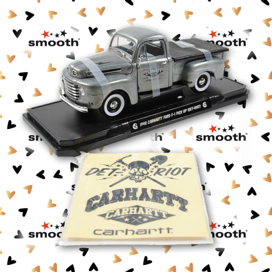 Carhartt Ford F-1 Pick Up 1948 1:18 Die Cast Metal Limited edition