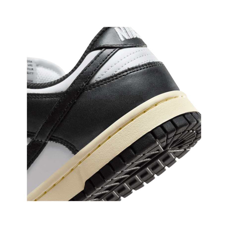 W Nike Dunk Low Premium White / Black / Coconut / Milk FQ8899_100