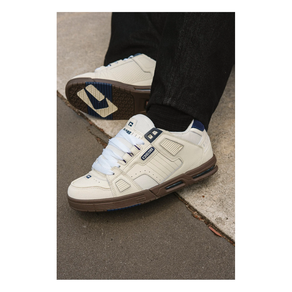 Globe Sabre Skate Shoes Antique White / Blue GBSABR_AWB