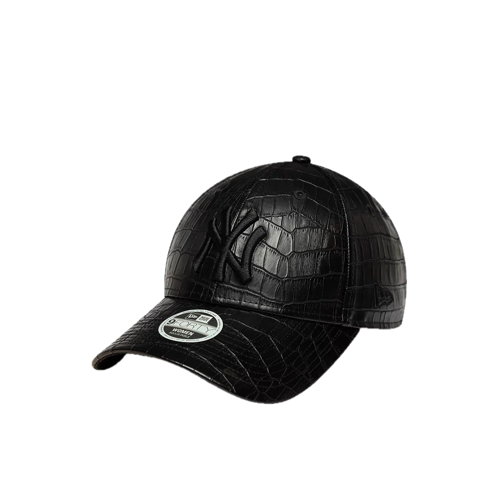 New Era New York Yankees Womens MLB Pattern PU Black 9FORTY Adjustable Cap 60915860